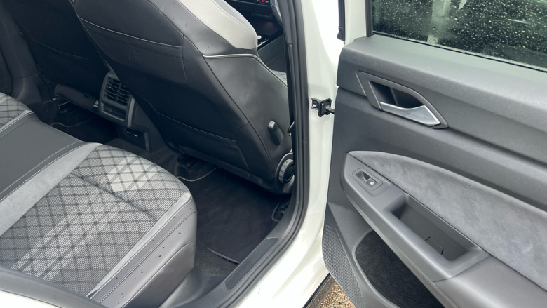 Volkswagen Golf 1.5 TSI R-Line 5dr Petrol Hatchback